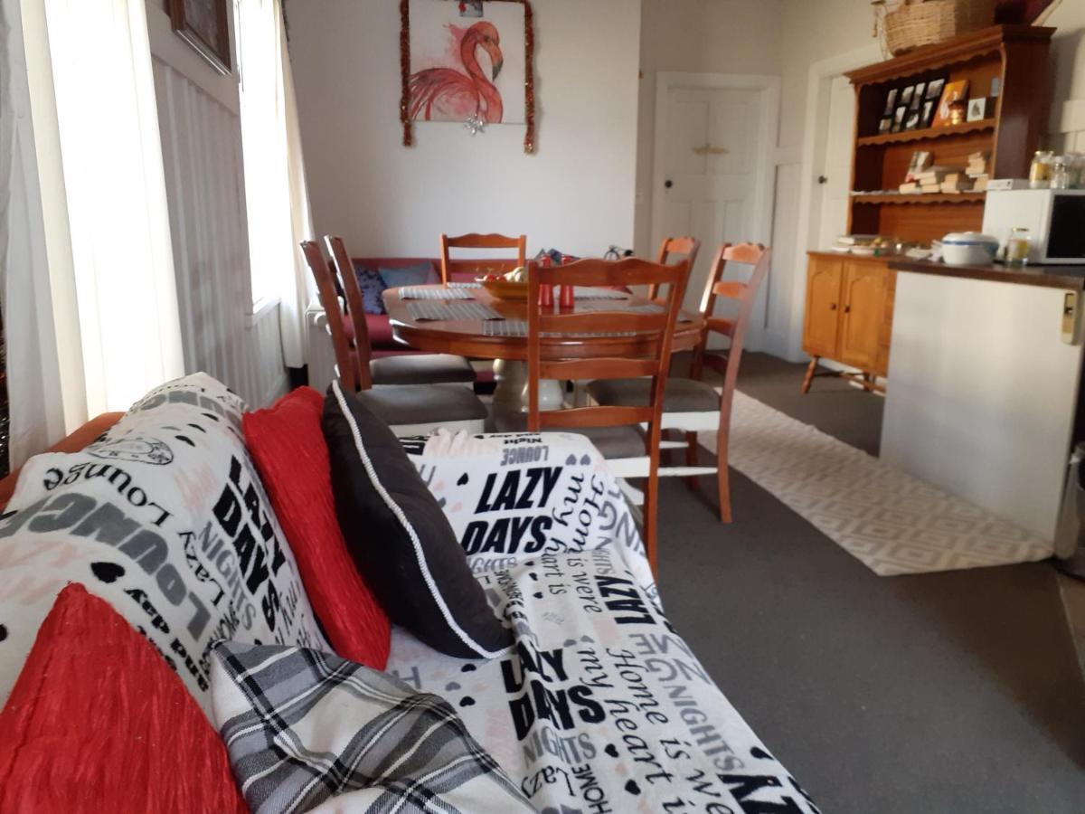 Intrepid Bed & Breakfast Christchurch Exterior foto
